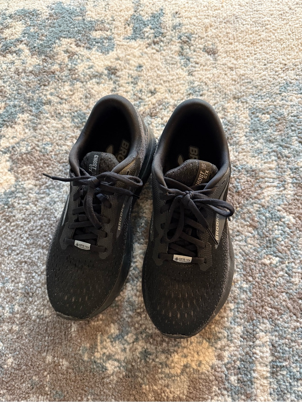 Brooks Ghost 16 GTX All-Black Running Sneakers - Picture 2 of 5